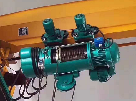電動卷揚(yáng)機(jī)和鋼絲繩電動葫蘆怎么選